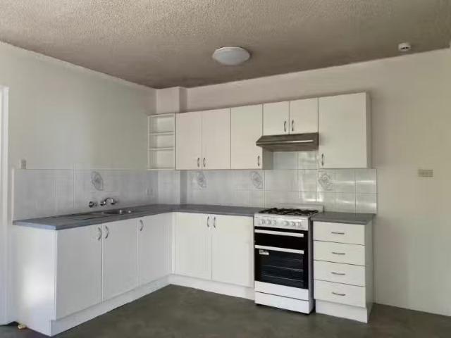 Cozy Unit 1/31 Gladstone St, Newport Apartment for rent Liste.