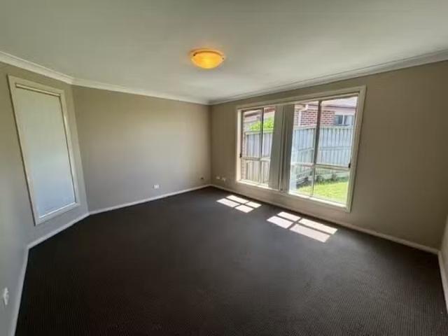 Cheap Unit 5/5 Trellis Ct, East Branxton Townhouse for rent L.