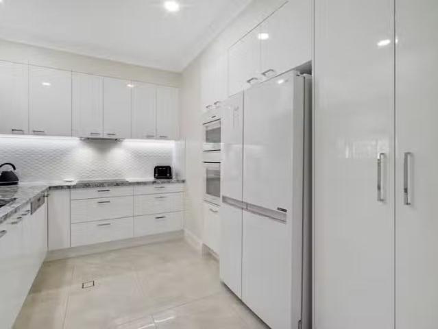 Deal! WELLINGTON POINT, QLD 4160 Unit for Rent