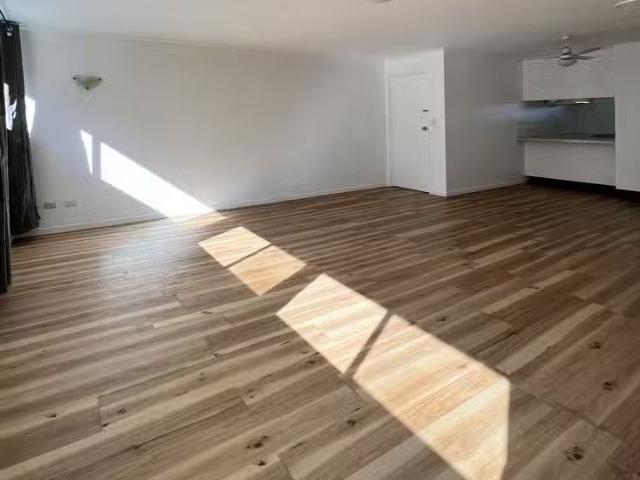 Cheap WOORIM, QLD 4507 Unit for Rent