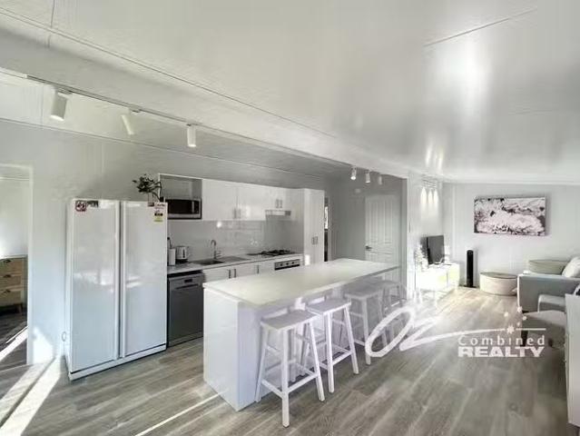 Unique A/258 The Park Drive, Sanctuary Point, NSW 2540