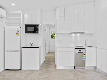 Nice B/20 Portsmouth Road, ERINA Apartment for rent Listed by.