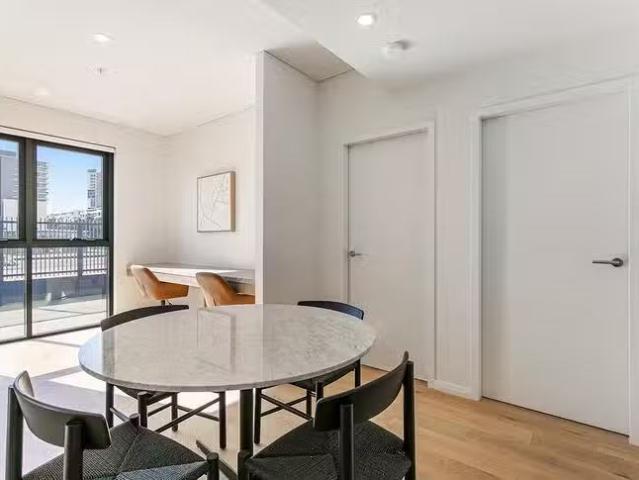 Cozy G87/10 Peters Street, Zetland, NSW 2017