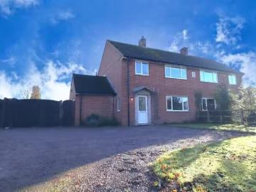 New Semi detached house for rent in Main Street, Congerstone.