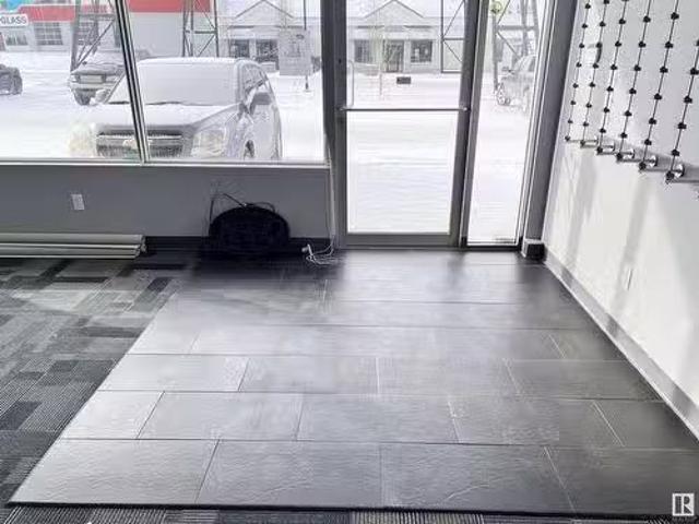 Deal! # St, Drayton Valley, AB, T7A 0C5 commercial for lease.