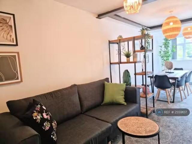 For Rent! Studio flat for rent in Park Road, Moseley, Birmingh.