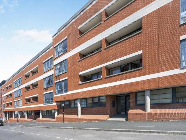 Cheapside, Deritend, Birmingham, B12 2 bed flat to rent £1,000 pcm £231 pw