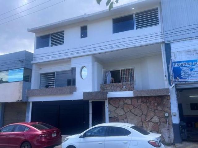 ¡CHECA ESTO! TU CASA EN EL FLORESTA DE 3 NIVELES CON GARAGE DOBLE. VERACRUZ, VER