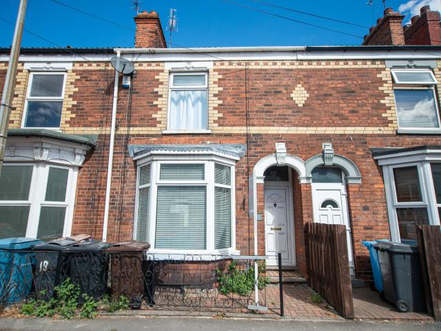 Check out this two bedroom terrace home located between Marfleet Avenue and Hedon Road