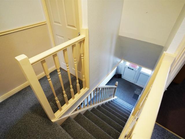 Cheddar Avenue, Westcliff On Sea SS0, 3 bed terraced house to rent, £1,600 pcm | PrimeLocation