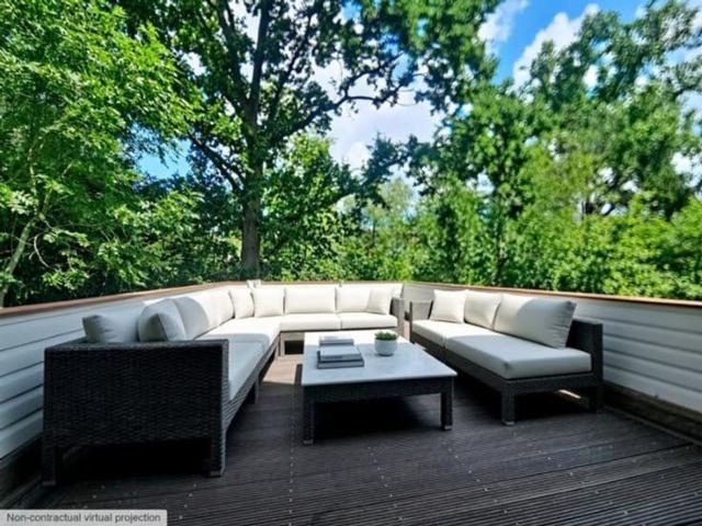 CHEE DE ST JOB. DUPLEX PENTHOUSE 3 CH 2SDB PARKINGS JARDIN B
