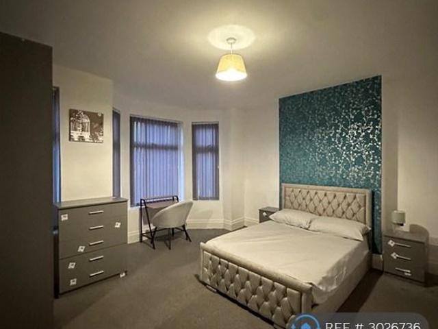 Cheetham Hill Road, Manchester, M8 1 bed in a house share to rent £649 pcm £150 pw