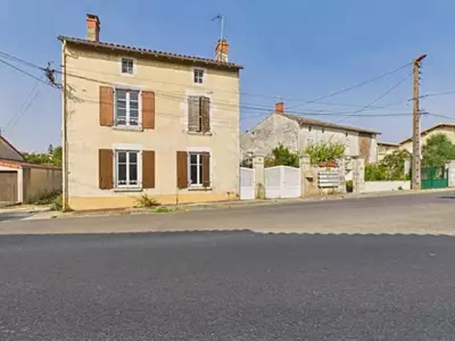 Chef Boutonne 79110 Achat / Vente maison 4 pièces t4 jardin