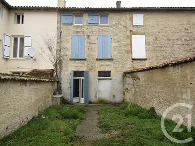 Chef Boutonne 79110 Achat / Vente maison 5 pièces t5