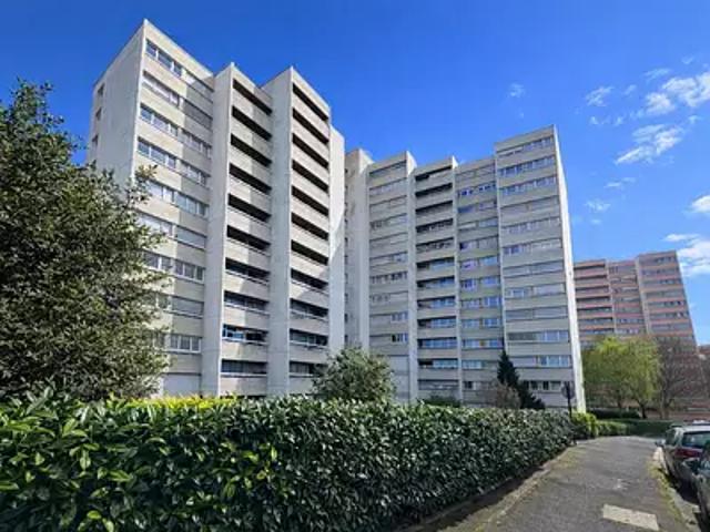 Chelles 77500 Achat / Vente appartement 4 pièces t4 au dernier étage terrasse
