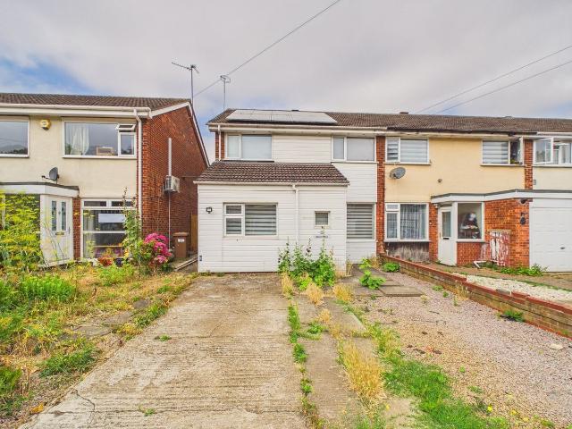 Chelmer Garth, Peterborough PE4, 3 bed end terrace house to rent, £1,250 pcm | PrimeLocation