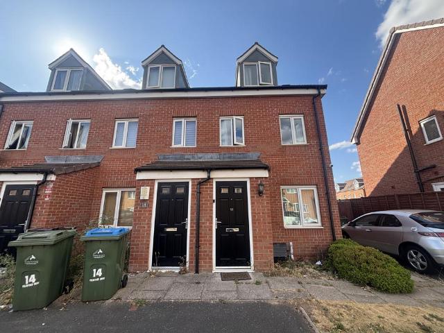 Chelmsford Drive, Coventry, CV6 3 bed house to rent £1,350 pcm £312 pw