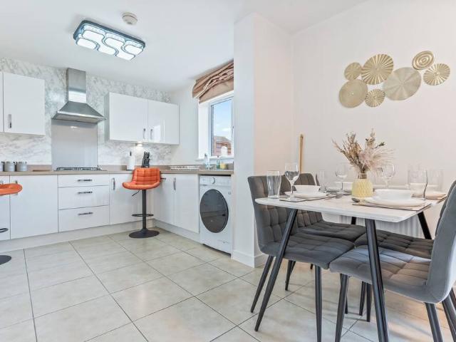 Chelmsley Wood, B37 7JL, United Kingdom | 5 bed house for rent #117791014 | Rentberry