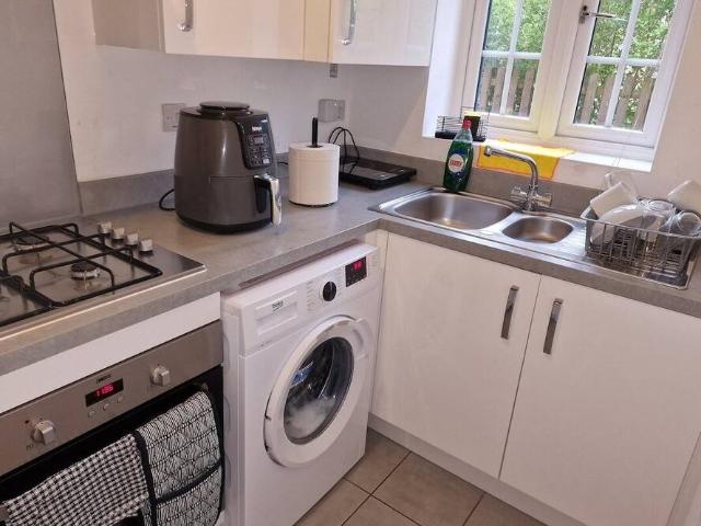 Chelmsley Wood, B37 7WE, United Kingdom | 2 bed house for rent #160236136 | Rentberry