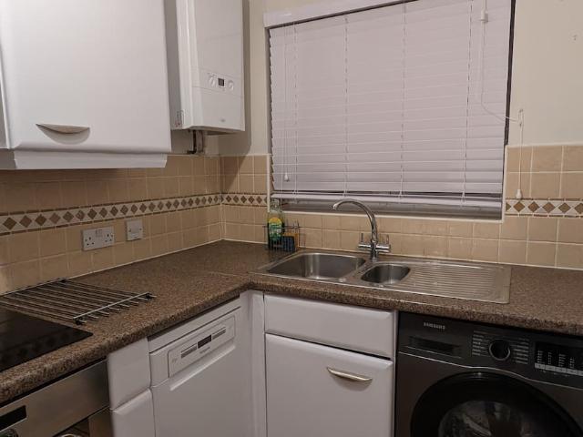 Chelmsley Wood, B37 6UJ, United Kingdom | 3 bed townhouse for rent #121426062 | Rentberry