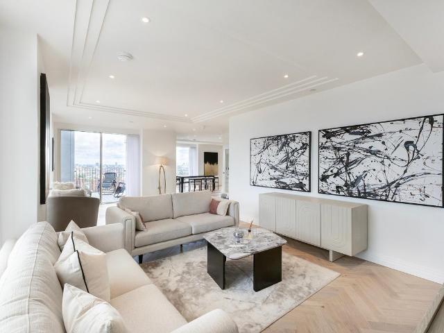 Chelsea Creek | Exceptional Four Bedroom Duplex Penthouse with Private Terrace & Panoramic London Views
