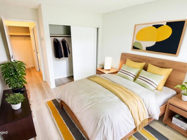 Chelsea Park Gardens Apts | 33710 Marshall Road