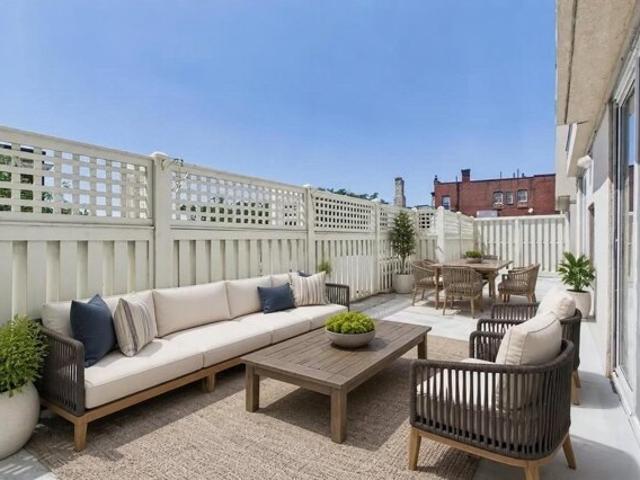 Chelsea St Apt,everett, Condo For Sale