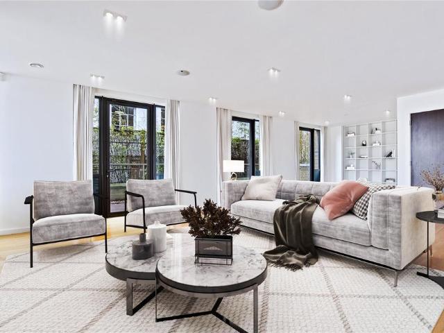 Chelsea Wharf, 15 Lots Road, London. 2 bed flat to rent £6,500 pcm £1,500 pw