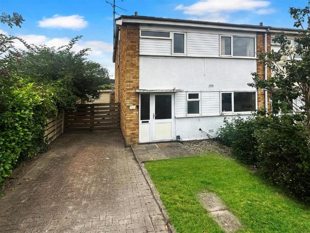 Chelwood Road, Cherry Hinton CB1 3 bed end of terrace house to rent £1,900 pcm £438 pw