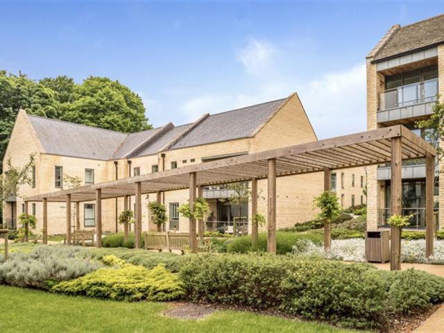Cheltenham, Gloucestershire 1 bedroom retirement property to let