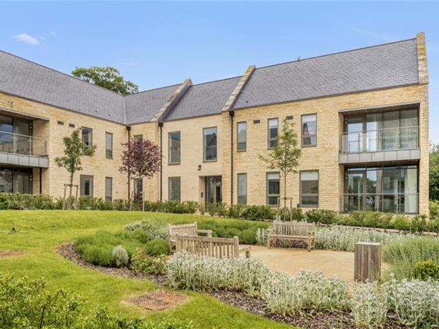 Cheltenham, Gloucestershire 1 bedroom retirement property to let