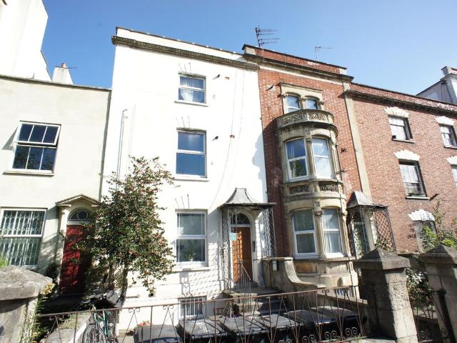 Cheltenham Road, Montpelier, Bristol BS6, 2 bed shared accommodation to rent, £1,350 pcm | PrimeLocation