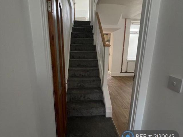 Cheltenham Terrace, Bridgend, CF31 2 bed terraced house to rent £1,095 pcm £253 pw
