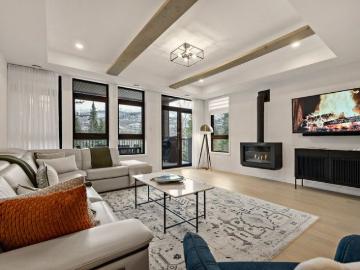 Les Laurentides - Patio, Terrace, Fireplace