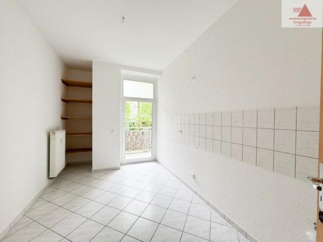 Chemnitz Sonnenberg! Sanierte 4 Raum Wohnung mit Balkon im Erdgeschoss!
