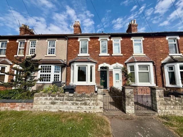 Cheney Manor Road, Swindon SN2, 2 bed terraced house to rent, £1,250 pcm | PrimeLocation