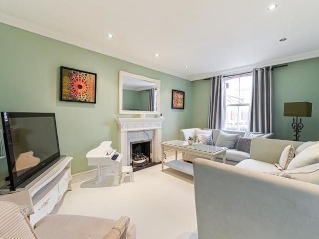 Cheniston Gardens, London W8, 1 bed flat to rent, £4,000 pcm | PrimeLocation