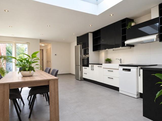 CHENOIS – Maison 2CH + BUR avec jardin plein sud