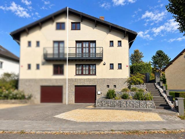CHENOIS – 4 BEDR. HOME, GARAGE, PARKING, GARDEN, EPC C