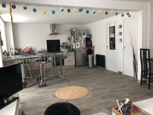 CHENOISE Maison 62 m², 2 chambres + jardin