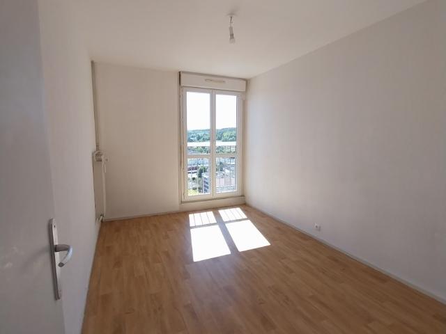 CHENOVE Appartement T3 avec Loggia