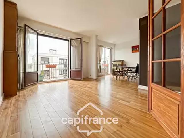Chennevières sur Marne 94430 Achat / Vente appartement 5 pièces t5 au dernier étage cave
