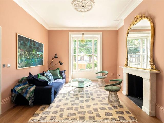 Chepstow Place, Notting Hill W2, 3 bed flat to rent, £11,917 pcm | PrimeLocation