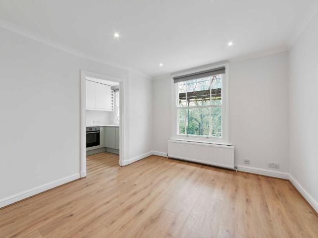 Chepstow Road, Notting Hill W2, 2 bed flat to rent, £2,500 pcm | PrimeLocation