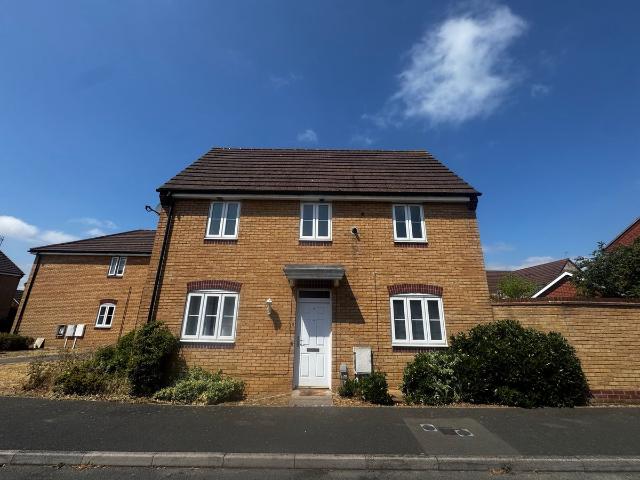 Chequers Close, Corby NN18, 3 bed property to rent, £1,350 pcm | PrimeLocation