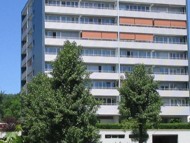 Cherchez vous un appartement proche de l'autoroute et du CHUV ?