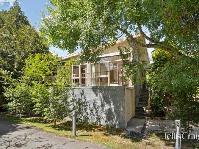 Cherished family classic on 751sqm in a coveted position