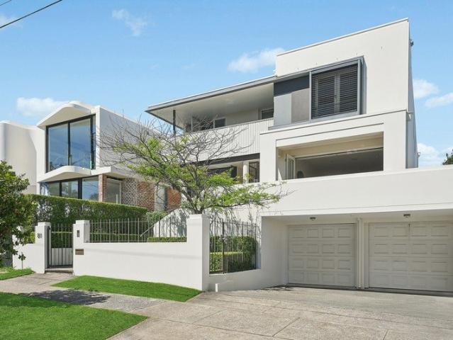 Cherished Family Residence Of Grand Proportions And Enduring Appeal