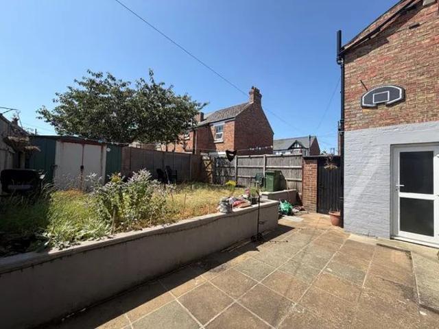 Cheriton High Street, Folkestone, Property for rent