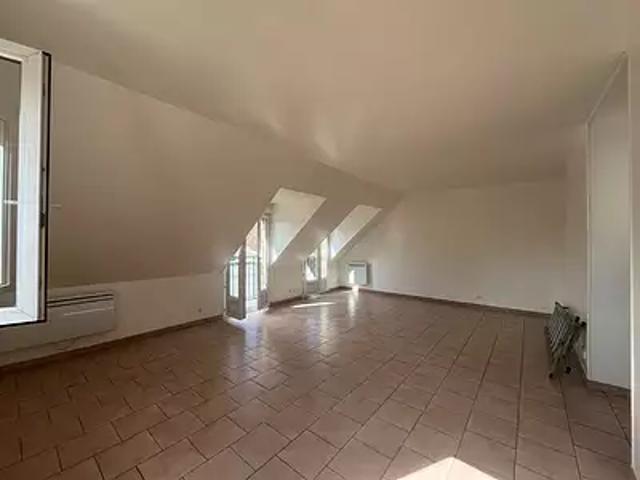 Chéroy 89690 Achat / Vente appartement 3 pièces t3 au dernier étage parking